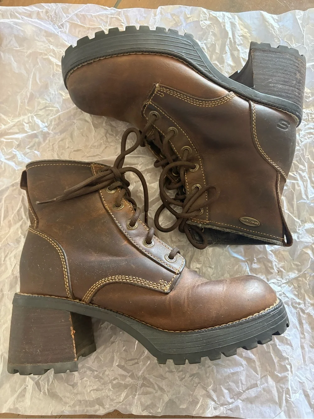 Skechers Y2K Women's Leather Brown Lace-Up Chunky Heel Combat Boots 90s - Picture 1 of 8